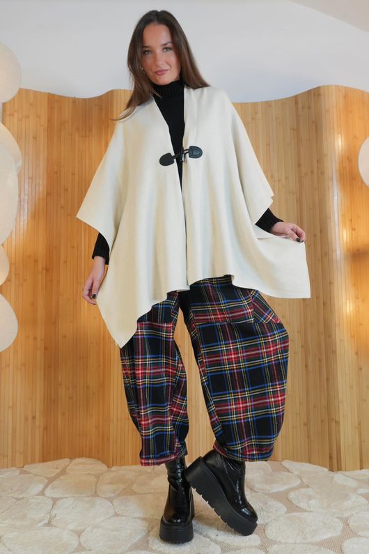 McAlister Knit Cape Stone /21 ** 